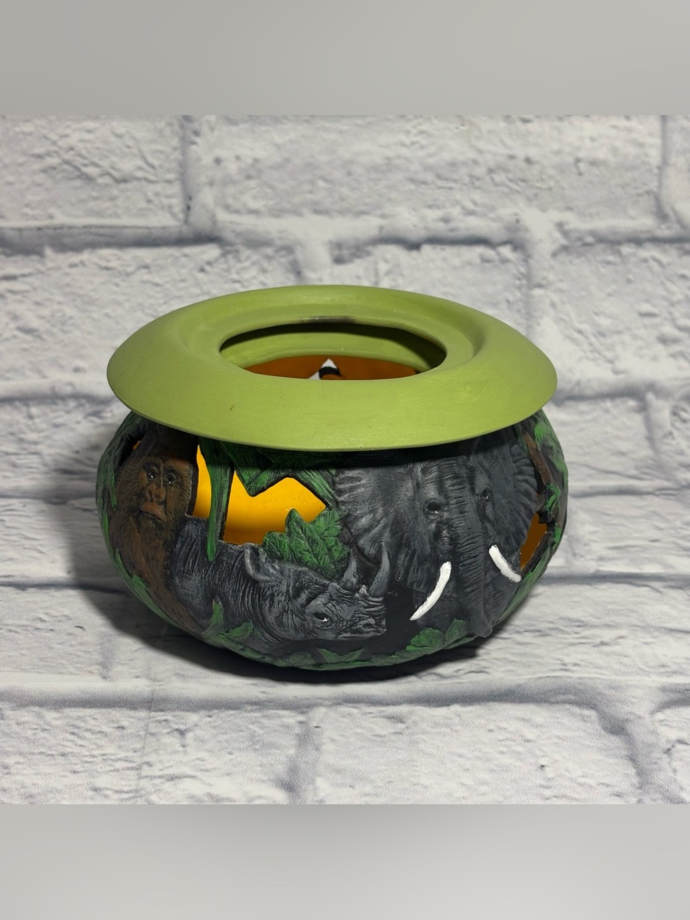 Hand-Crafted ceramic hand-painted jungle animal tea light holder